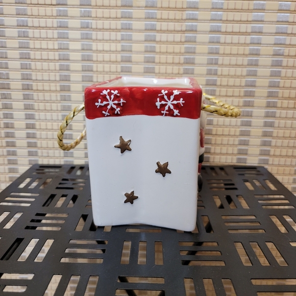 Ceramic Santa basket with rope handles - Picture 2 of 8